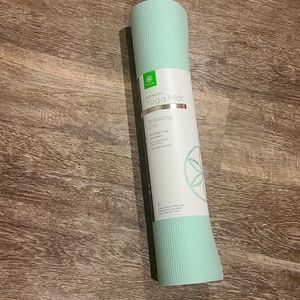🧘‍♀️ YOGA MAT - NWT